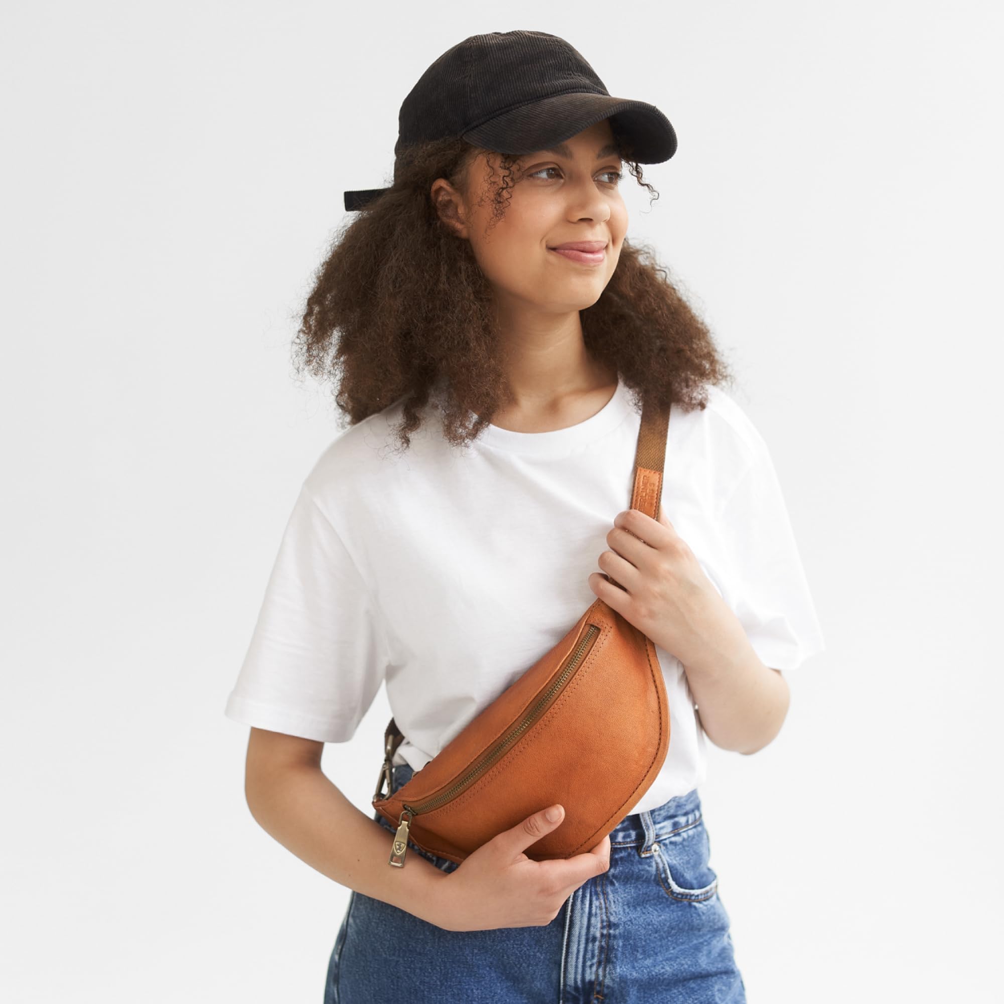 Berliner Bags Kai XL Riñonera de Piel Auténtica, Bolso de Cintura Unisex con Cremallera YKK, Correa Ajustable y Diseño Resistente al Agua para Hombre y Mujer – Marrón
