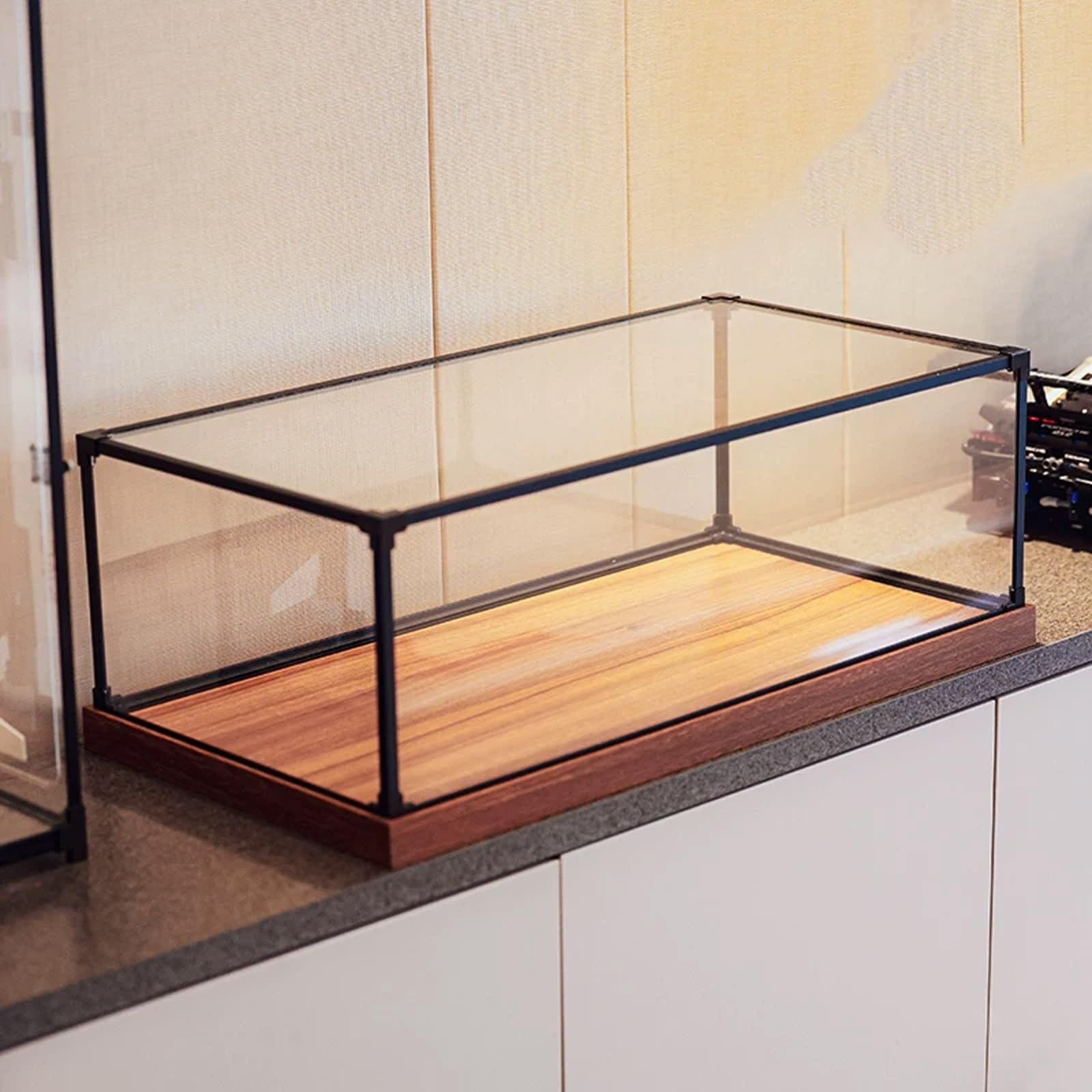 Staubdichte Box Transparente Schutzvitrine Holzboden als Alternative zu Glasvitrine Stapelbare Sammlerstücke Würfel Aufbewahrungsbox für Figuren Modelle Verkaufsveranstaltungen(35x35x35cm)