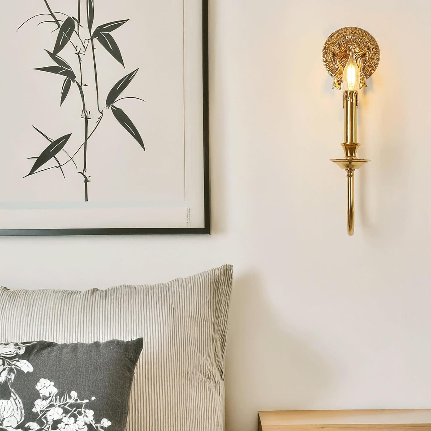 Luxury European Classic Wall Sconce Solid Brass & French Style Wall Lamp Wall Mounted Fixture for Living Room Apartment Dressing Table Kitchen Bedroom Foyer Elegant Creative Decoration