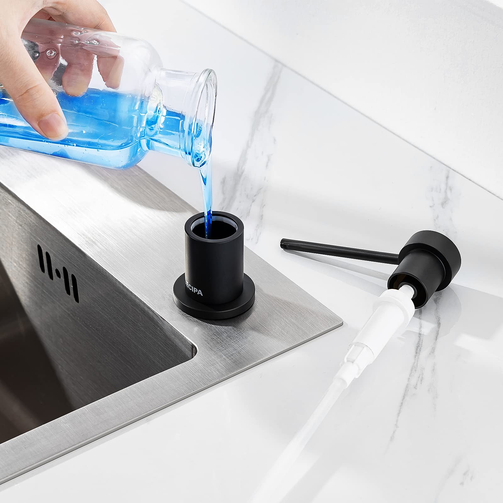 CECIPA Distributeur de Savon Cuisine Encastrable, Distributeur de Détergent pour Évier avec Bouteille de 300ML et Tuyau de Rallonge de 1,2 m, Distributeur Savon en Cuivre Remplissage du Haut, Noir