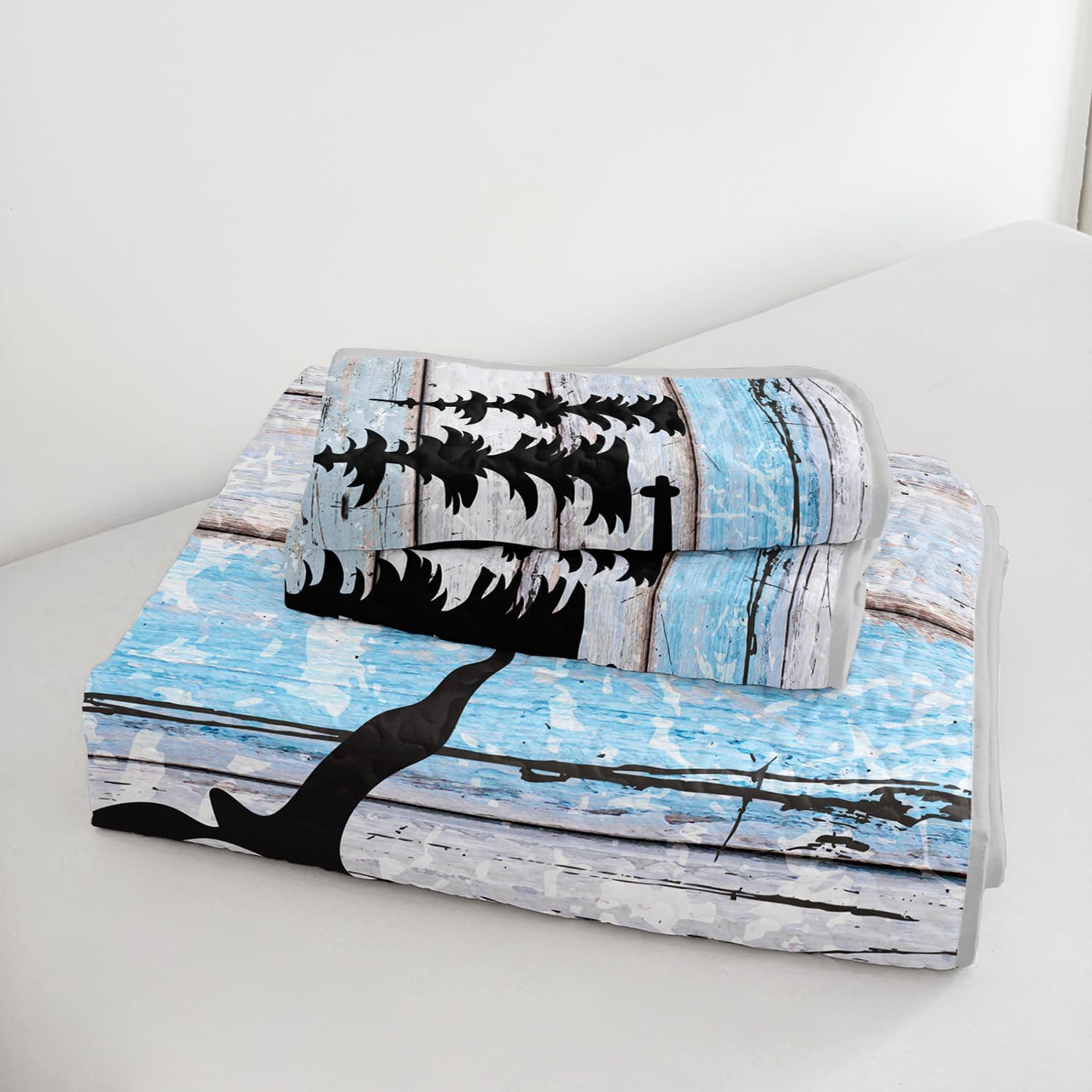 HOSIMA Happy Camper Decor Quilt King Size,Camouflage Camping Quilt for Adults Room Decor,Camper Accessories for Travel Trailers Camping Themed Bedding with 2 Pillowcases.