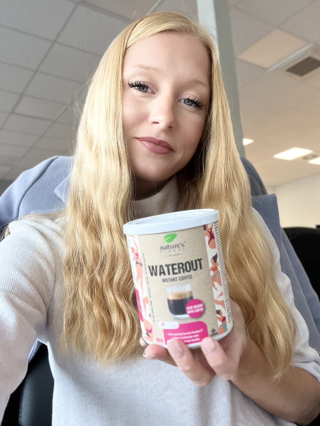 Nature's Finest by Nutrisslim WaterOut Coffee - Café Premium Vegano con Extracto de Cactus y Guaraná - Ideal para Dieta Keto y Apto para Estilo de Vida Saludable