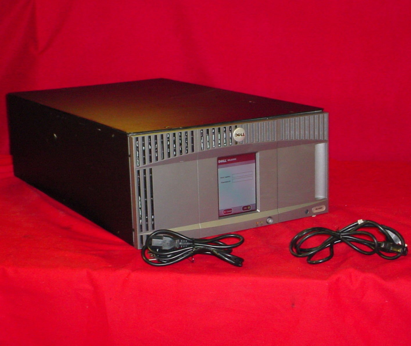 Dell Powervault ML6000 Library w/ Ibm LTO4 UDS3 Sas Tape Drive ML6010 & 2x Power