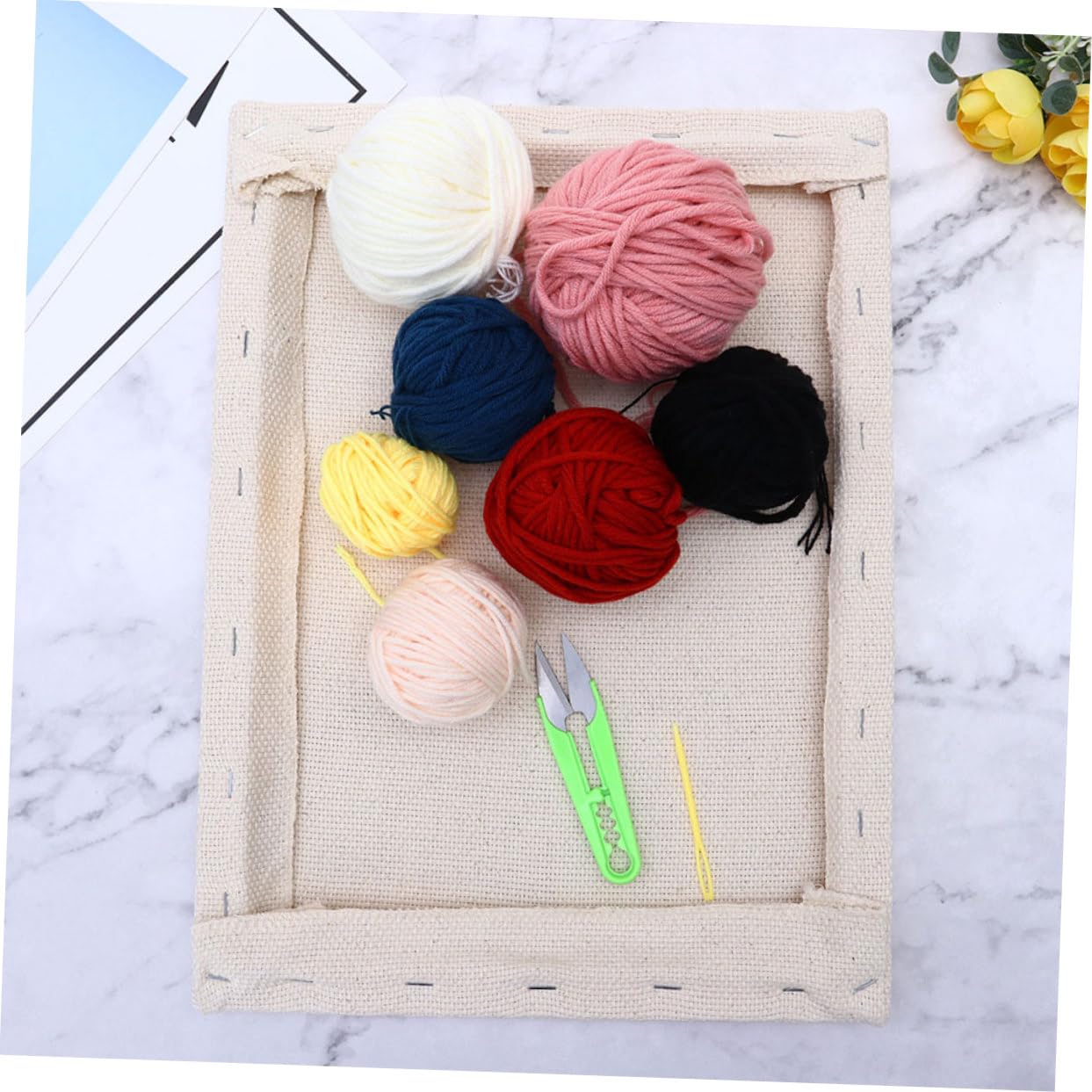 DOITOOL Kit de Base Cuadrada para Bordado con Punzón Set Diy para Principiantes Incluye Tijeras Hilos Colores Herramientas de Manualidades para Patrón Estilo Niña Pequeña