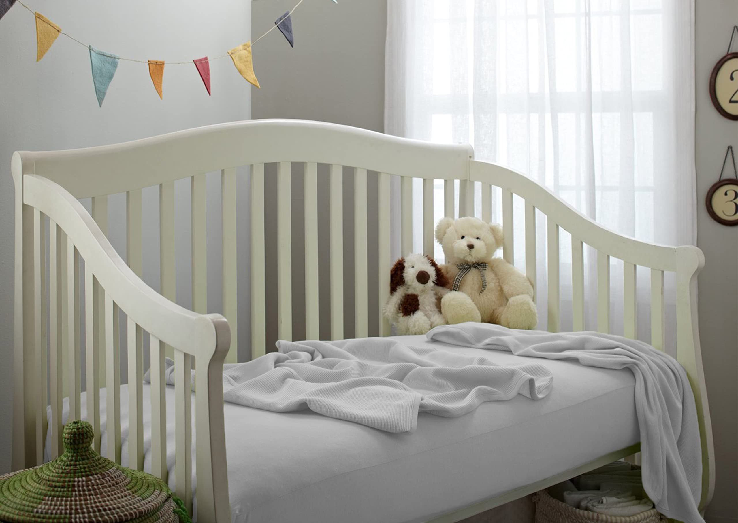 American Baby Company Drap-housse pour berceau 71,1 x 132,1 cm, doux et respirant en jersey 100 % coton, blanc neige, pour garçons et filles, convient aux matelas de berceau et tout-petits