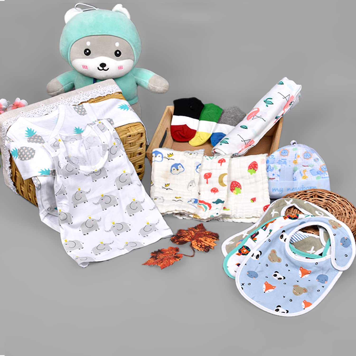 MOM'S HOME Supersoft New Born Organic Cotton Muslin Gift Set - 15 Pieces-image-18