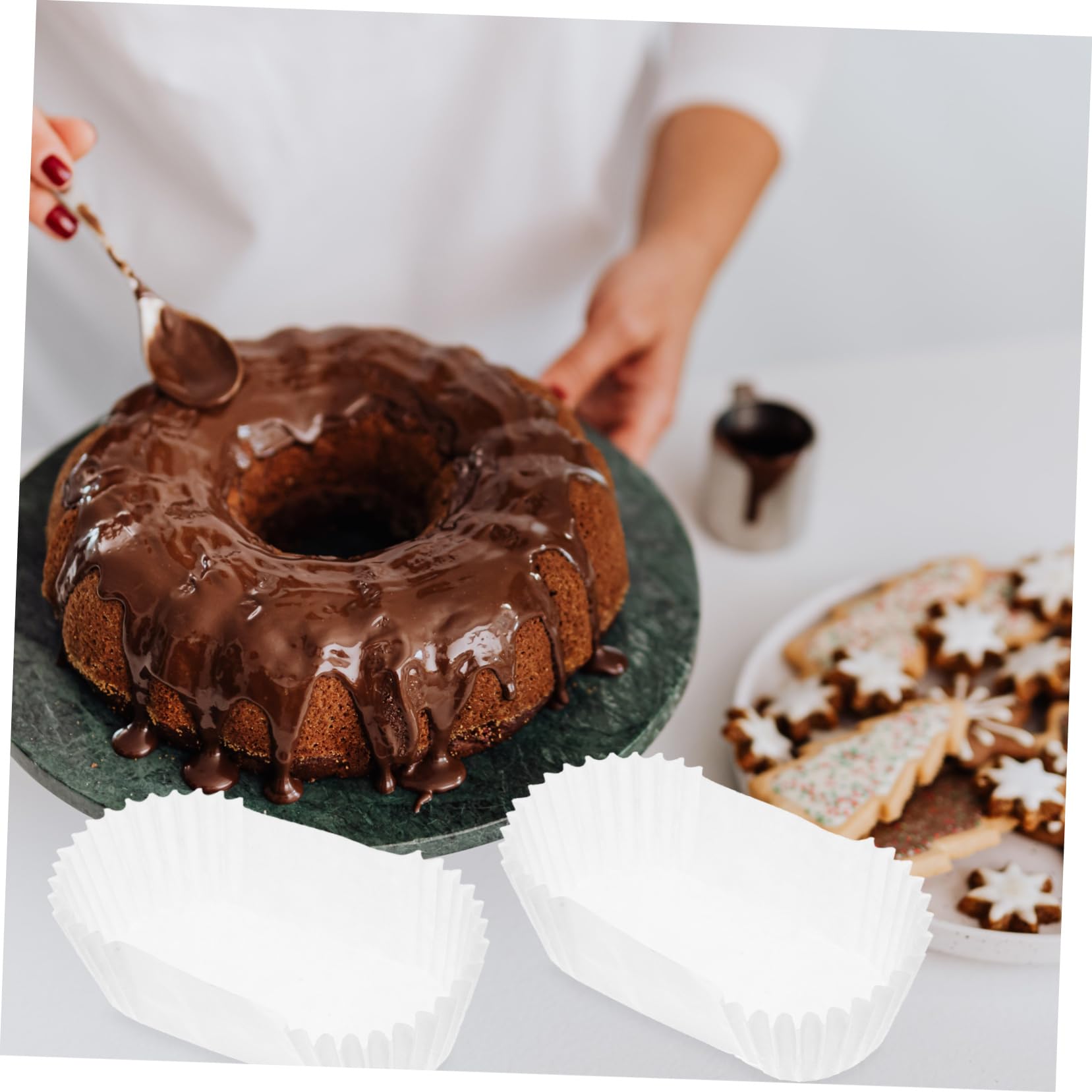 Ciieeo 4 Pièces Gobelet En Papier De Muffins Traiter Les Tasses Moules à Gâteaux Ovales De Gâteaux Gâteau En Papier Moules à Muffins Carrés Bol Tasse à Blanche