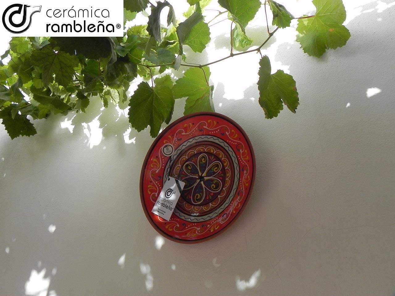 CERÁMICA RAMBLEÑA | Plato Decorativo para Colgar en Pared | Plato de cerámica | Plato decoración Mediterránea Naranja-Blanco-Violeta | 100% Hecho a Mano | 35x35x6 cm