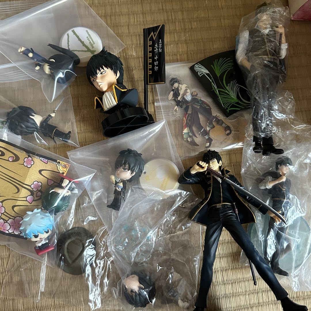 銀魂　土方　グッズ　まとめ売り Amazon.co.jp: 銀魂 土方十四郎グッズまとめ売り : ホビー