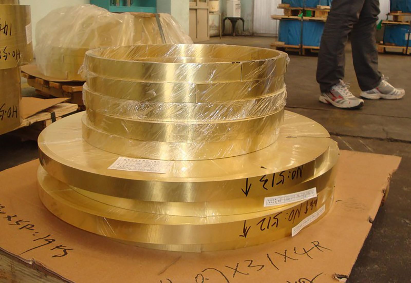 1 rotolo di fogli di lamina di ottone Premium H62 - spessore 0,5-1 mm, larghezza 200 mm, lunghezza 0,5 m for elettronica, artigianato e costruzioni(1mm)