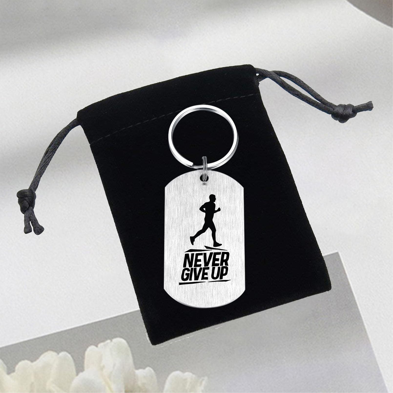 Alotozo Running Gifts - Running Keychain for Teens Boys Mens, Never Give Up Inspirational Key Chain Gift for Runners Athletes, Birthday, Graduation, Fathers Day