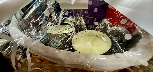 Make Your Own SANTA Hamper Kit 3 Sizes Oval Basket Bow & Cellophane Xmas Gift Small Medium Large - View #8