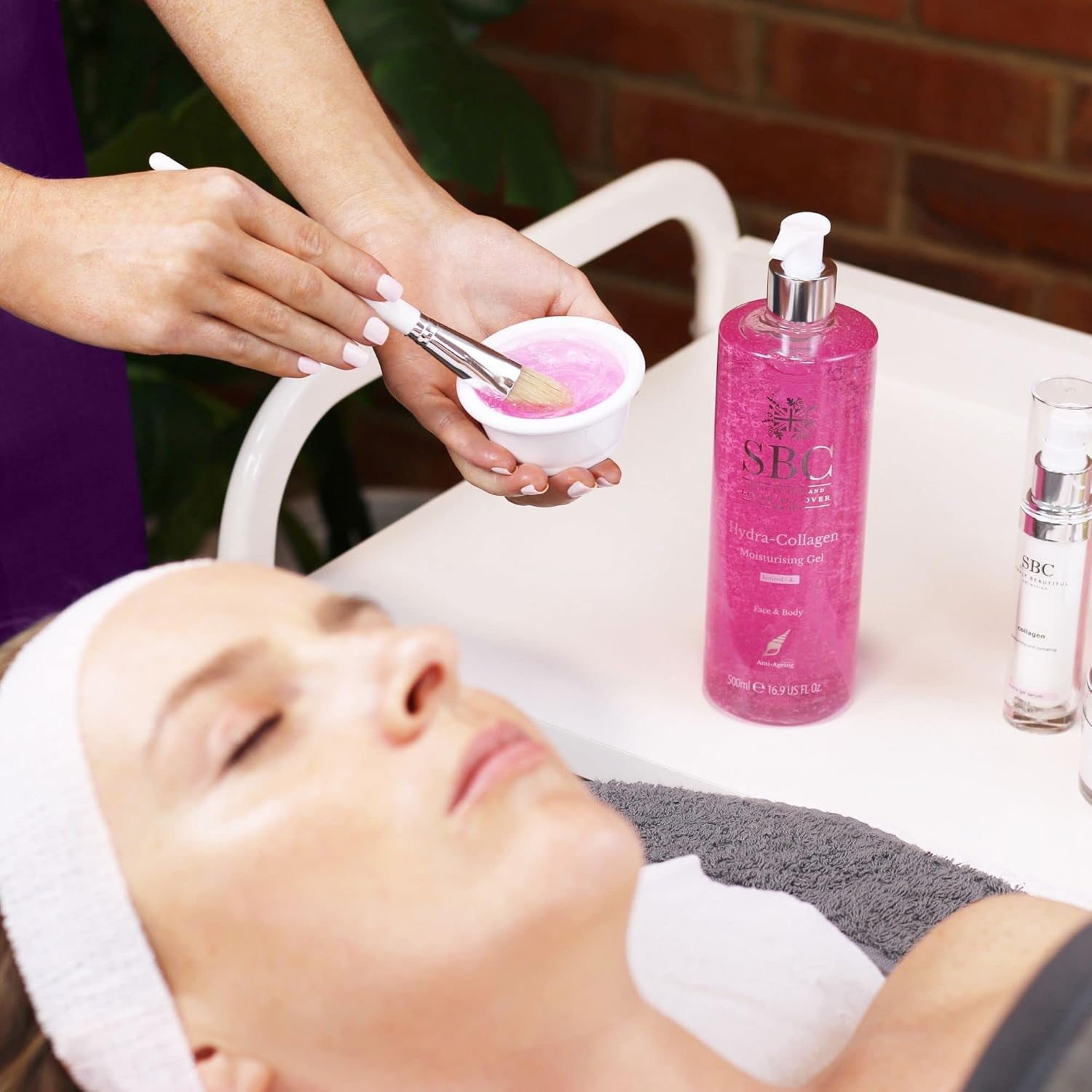 SBC Collagen Gel with pump dispenser, 500ml, face/body moisturiser