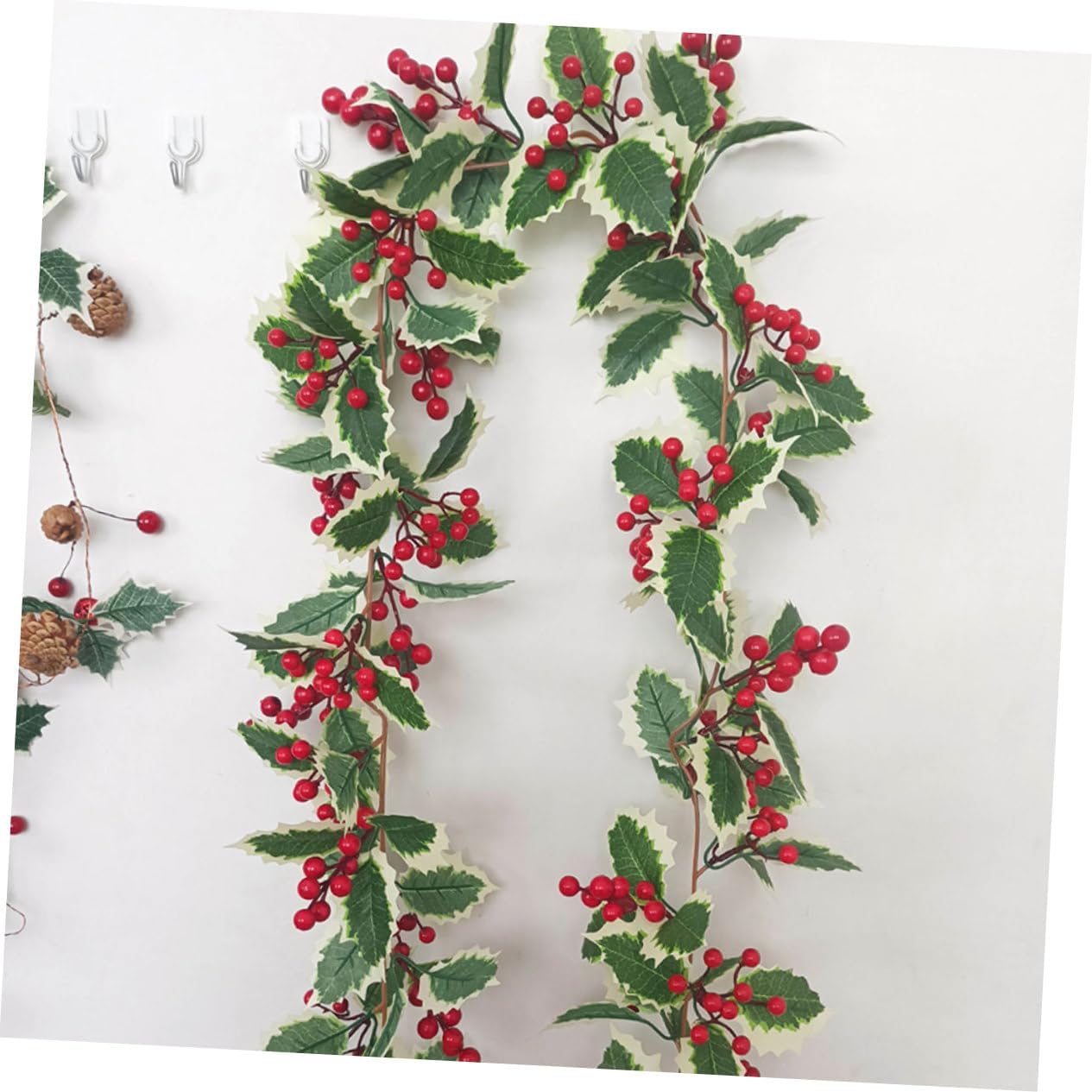 Artificial Red Berry Christmas Garland Flexible Wall Hanging Decoration for Xmas Party Home Door Wreath Making Indoor Festive Decor