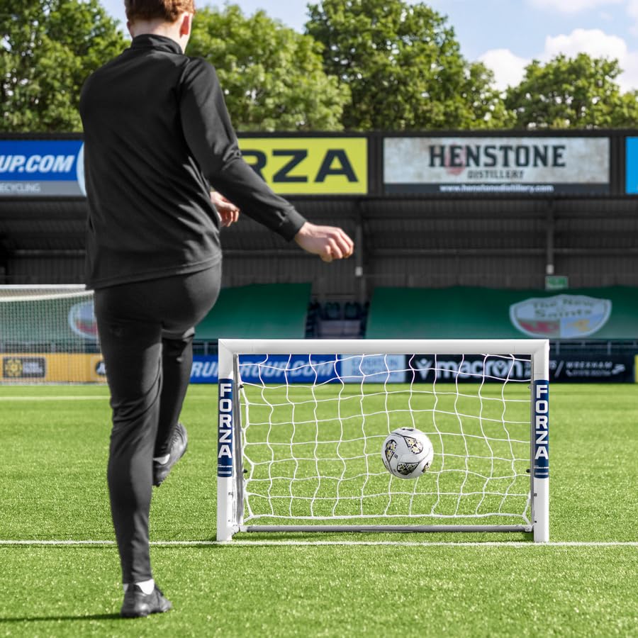 FORZA Alu60 Pro - Porta da calcio pieghevole [1,2 x 0,8 m], telaio resistente alle intemperie e rete in HDPE, design a sgancio rapido, per interni ed esterni