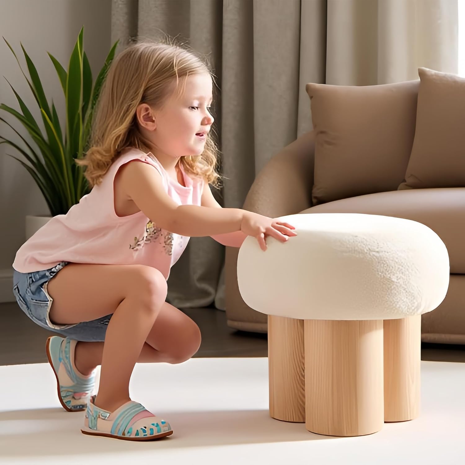 Small Round Foot Stool, Teddy Fabric Ottoman with Non-Skid Legs, Modern Footrest for Under Desk, Sofa Couch, Shoe Changing Bench for Entryway, Living Room, Bedroom, Office (Beige)