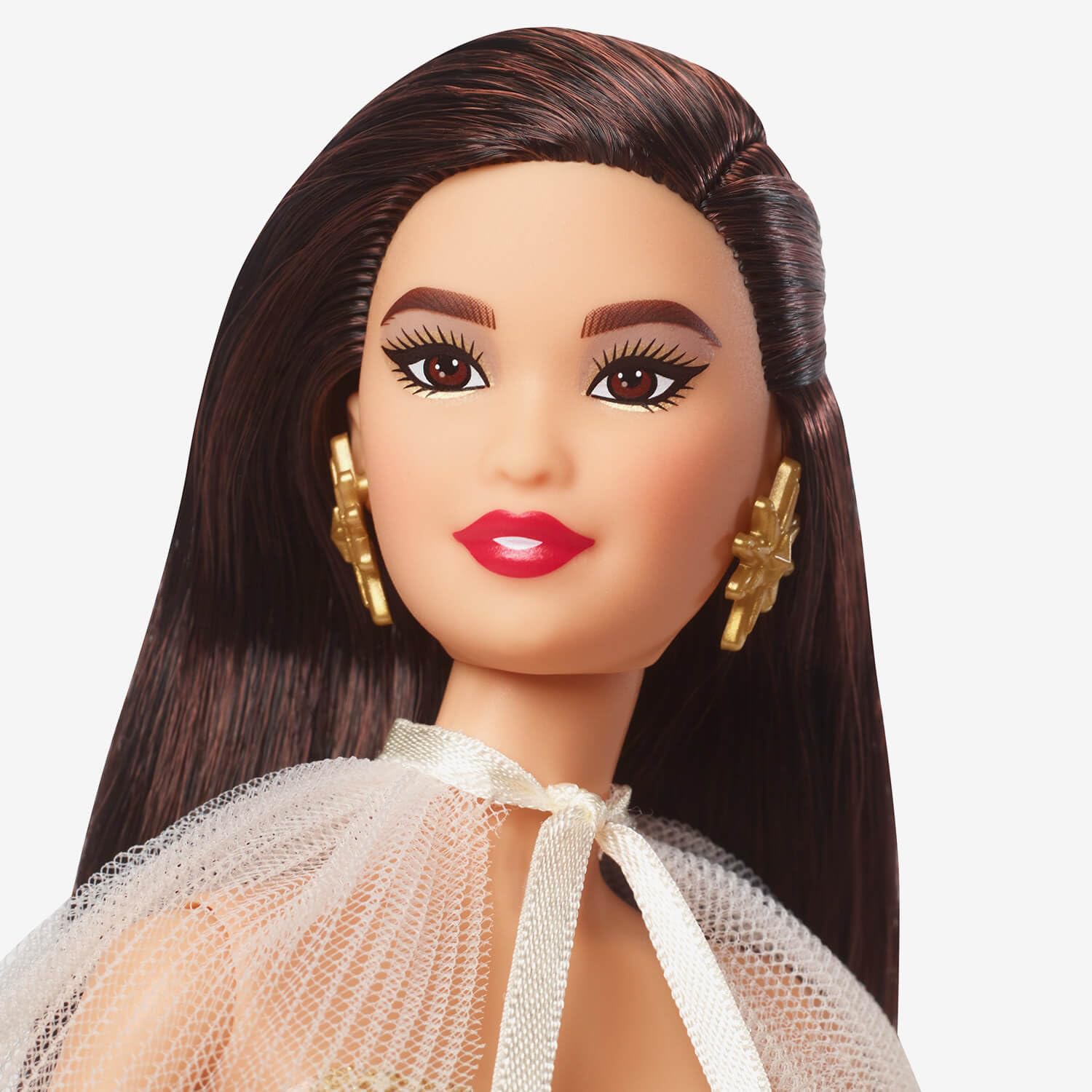 Barbie Signature - Barbie Magia delle Feste 2023, bambola da collezione con capelli lisci neri e abito dorato, confezione da esporre, regalo per le feste, giocattolo per bambini, 6+ anni, HJX07