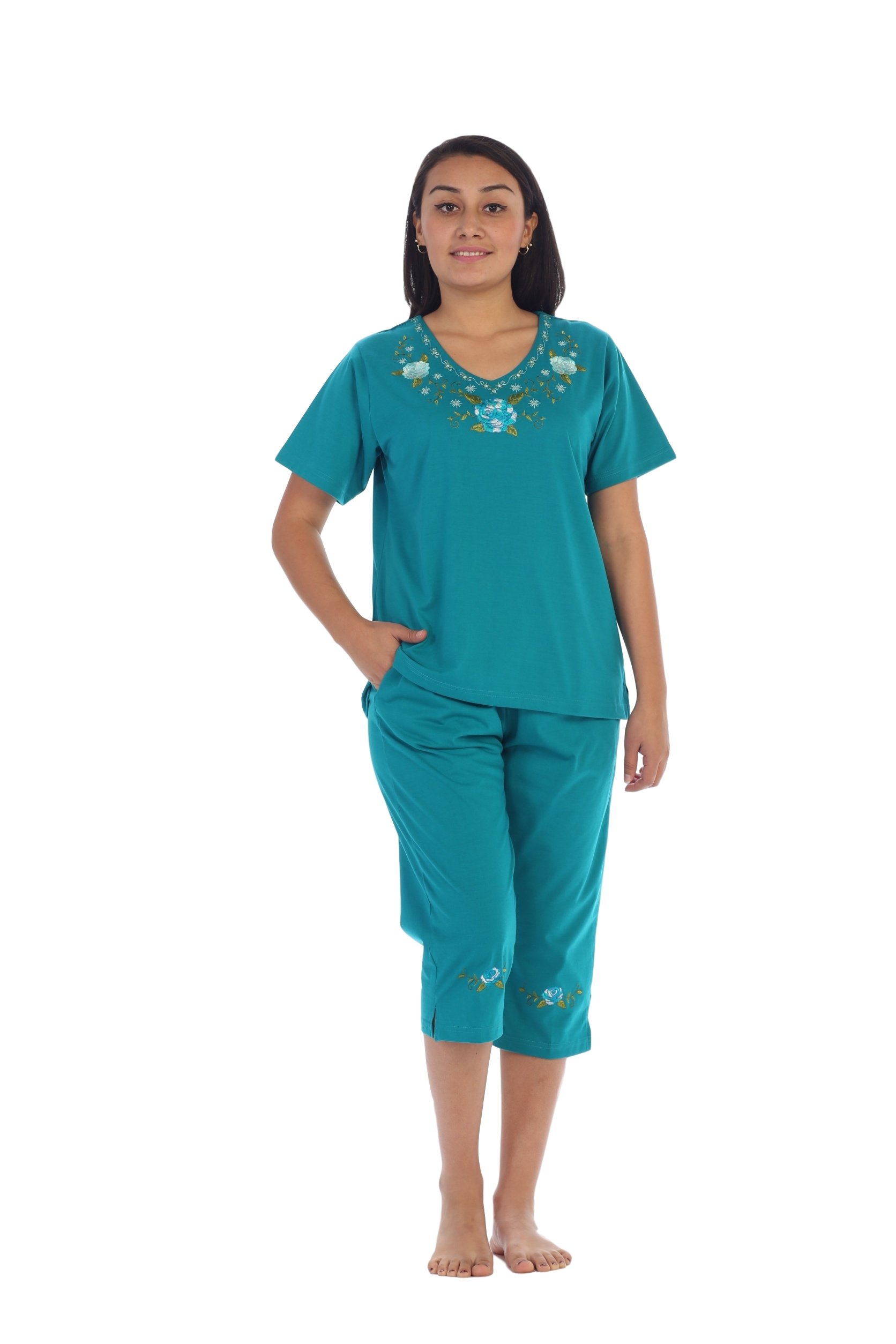 unik Women's Short Sleeve Embroidered Blouse and Matching Capri Loungewear Set For Everday Wear