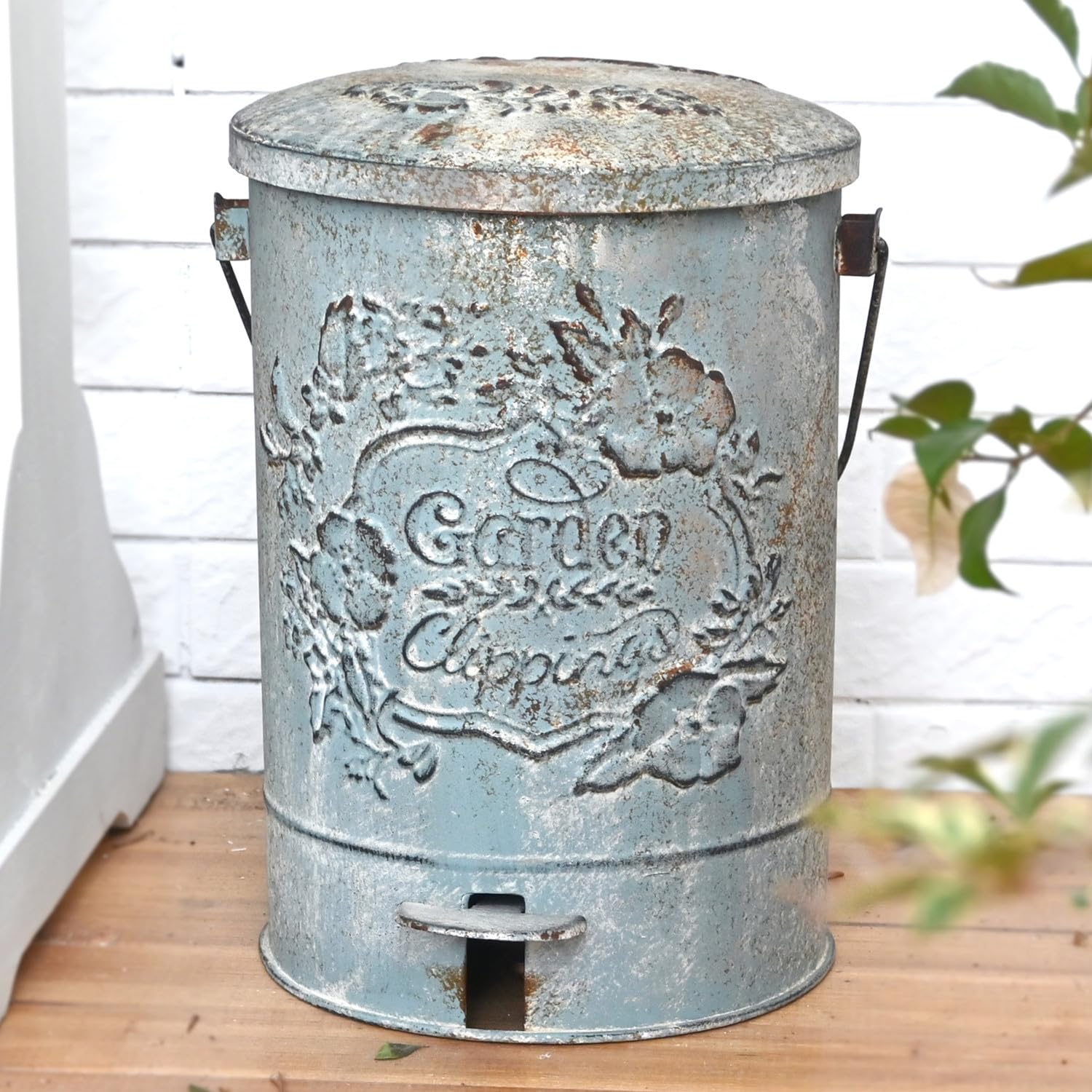 Outdoor Dog Poop Trash Can with Lid-8L/2.1Gal,Commercial Outdoor Retro Metal Garbage Can with Foot Pedal,Removable Inner Bin Perfect for Shopping Mall,Office,Pets Park,Backyard(Greyblue)