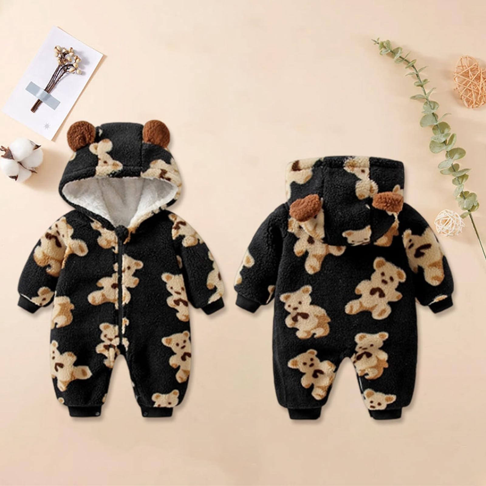 Mono de Invierno para niñas con Capucha de Oso, Suave y Grueso, para bebés de 0 a 24 Meses, Forro Polar, Cremallera Frontal, Patucos Plegables, Color Rosa, Ideal para el frío y Nieve.