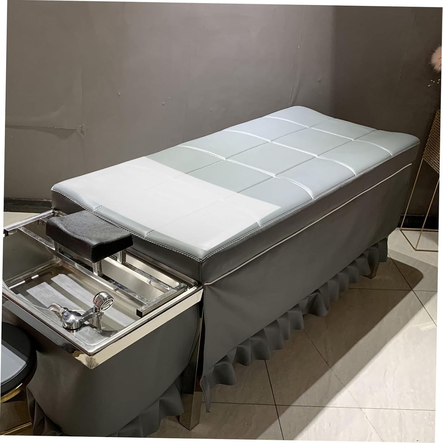Clear Plastic Salon Chair Cover Protector Hair Washing Equipment Mat Reinforced Design for Shampoo Beds Spa Chairs Easy to Clean