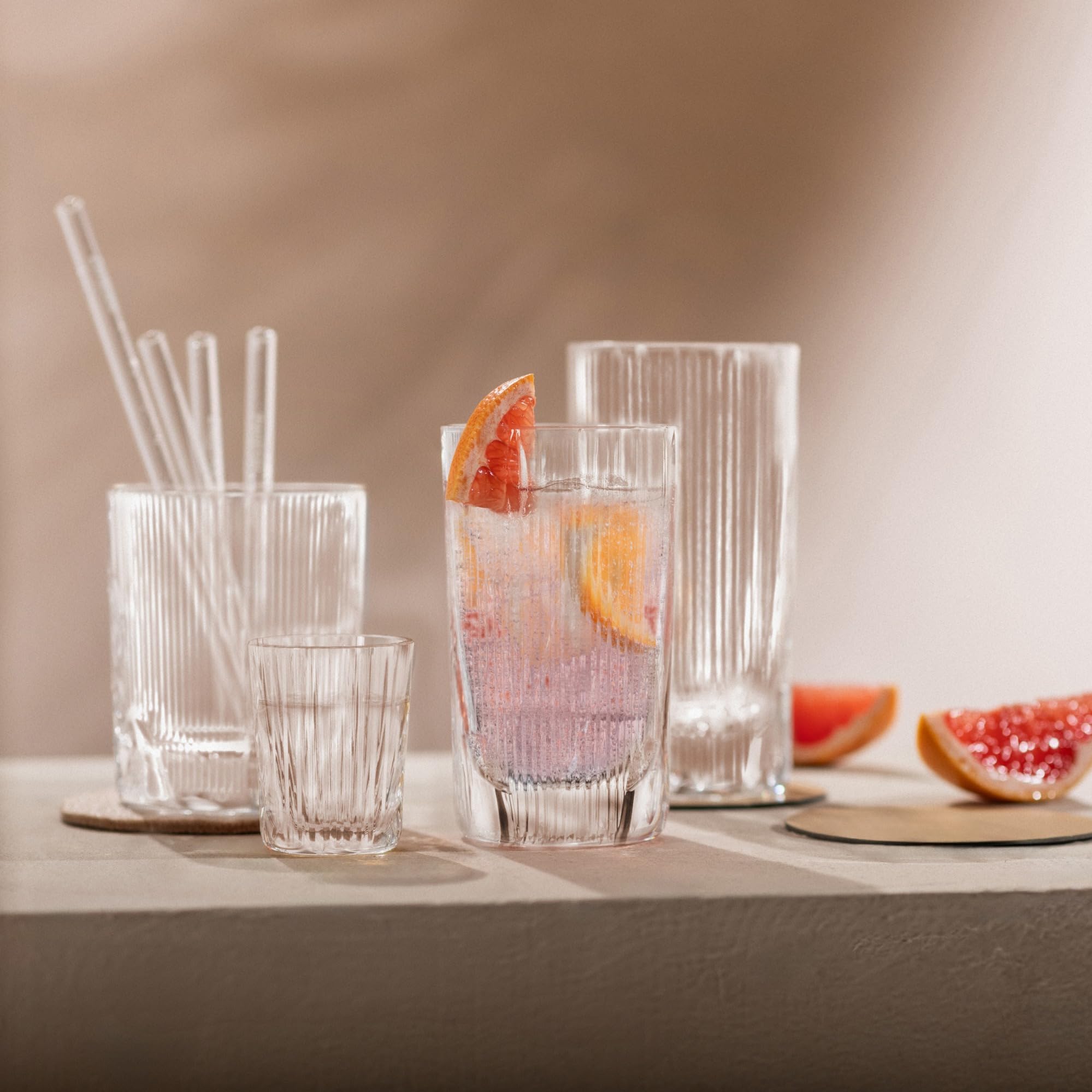 SCHOTT ZWIESEL Bicchiere da long drink Fave (set da 4), moderno bicchiere per long drink con bordo scanalato e intagli, bicchieri in cristallo lavabili in lavastoviglie (art. 124305)