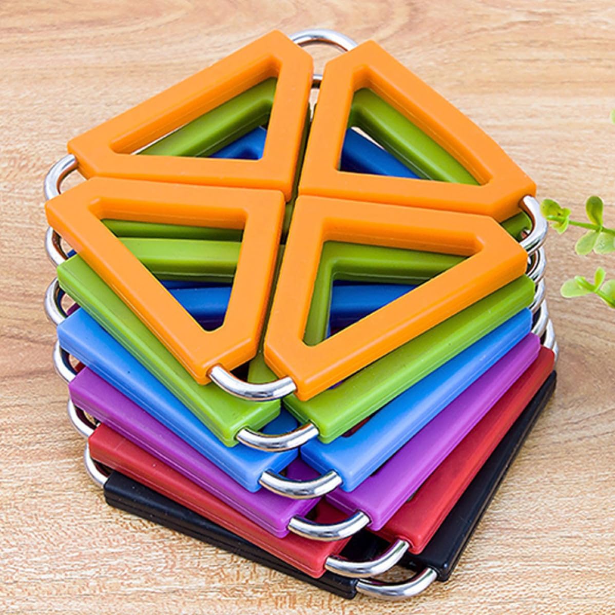 Dessous de Plat Carrés Couleur Aléatoire Lot de 6 Résistants Chaleur en Silicone et Acier Inoxydable, Pliables, Résistants la Chaleur, Antidérapants, pour