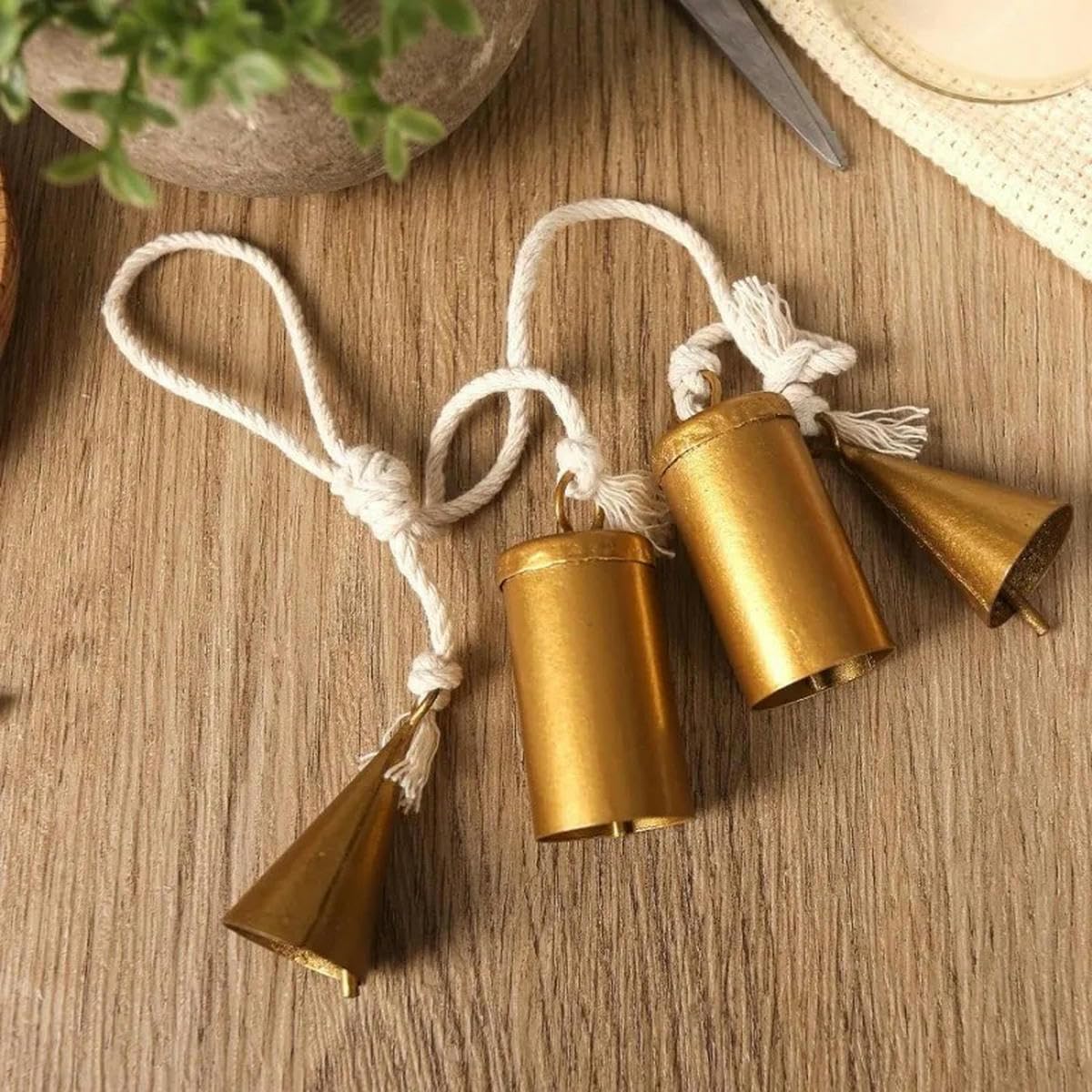 10 pezzi di campane di Natale coniche a forma di barile, campanelli eolici dorati, decorazioni natalizie da appendere alla parete, regalo di Natale, 10 pezzi, 46 mm