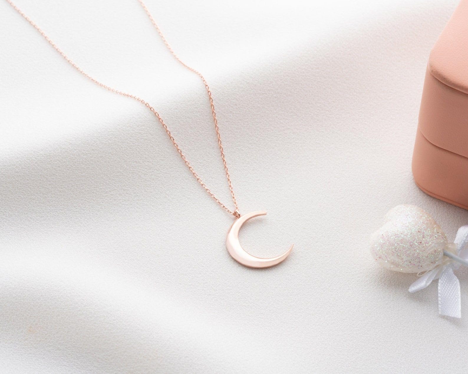 Delicato oro mezzaluna luna collana per donne, gioiello per luna oro argento ciondolo, Stile quotidiano