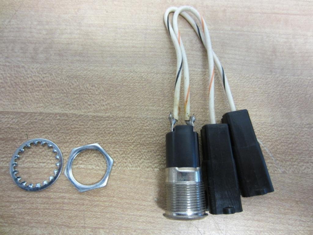 Cushman 885999 Light Socket: Amazon.com: Tools & Home Improvement