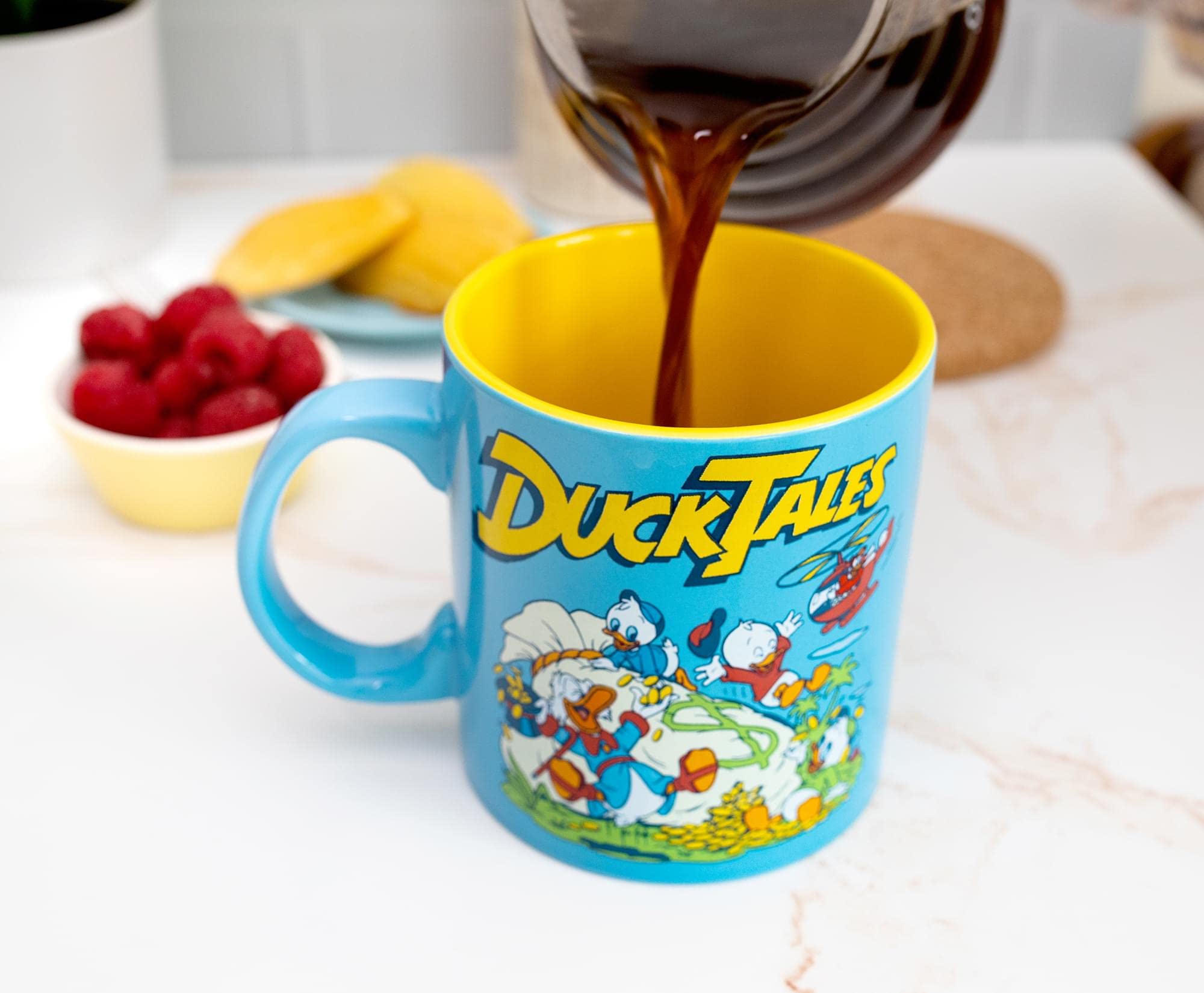 Disney DuckTales Geldbeutel, Keramiktasse | BPA-freie große Kaffeetassen und Tassen für Getränke, Zuhause und Küchenutensilien | Scrooge McDuck Geschenke und Sammlerstücke | Fassungsvermögen: 590 ml