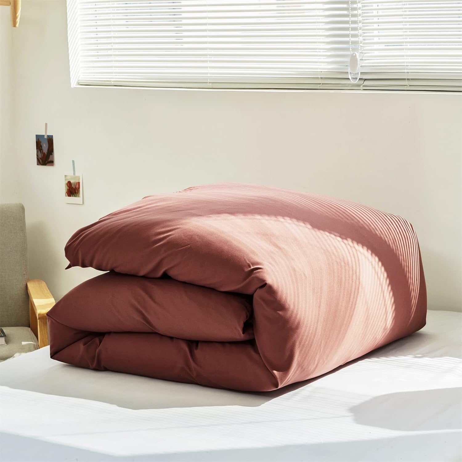 Luxlovery Brick Red Comforter Set Queen Dark Red Bedding Comforter Set Solid Soft Breathable Reddish Solid Color Blanket Quilts 3 Piece Bedding Set for Queen Bed - Image 6