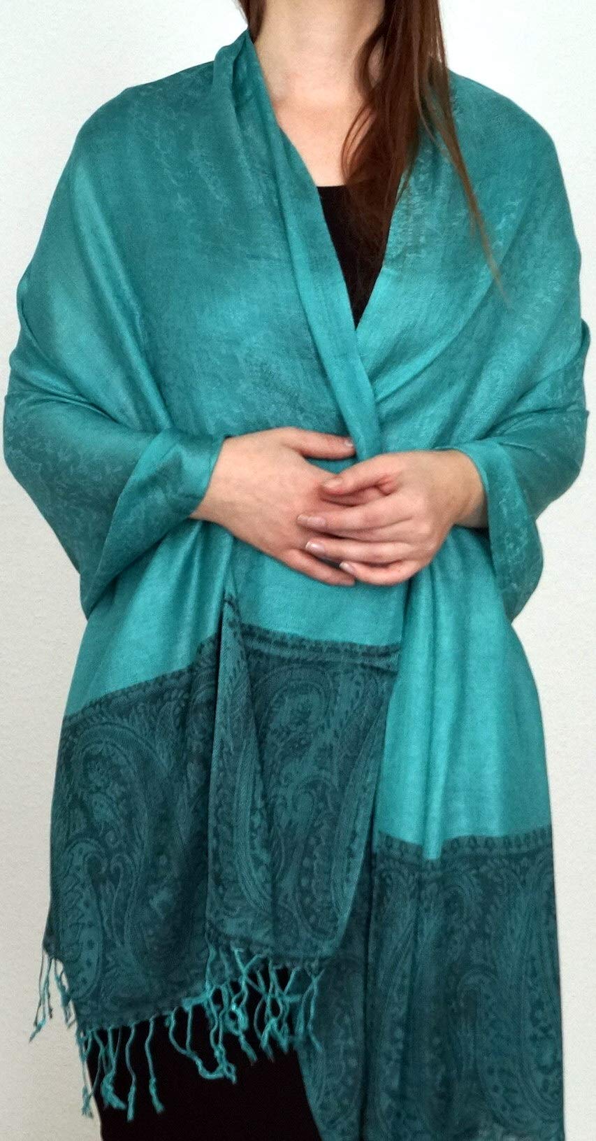 Handgewebter Kaschmir Schal in Ozeangrün Farbe für Klassische Damen mit klassischen Outfits und geschmack - 75cm x 200cm