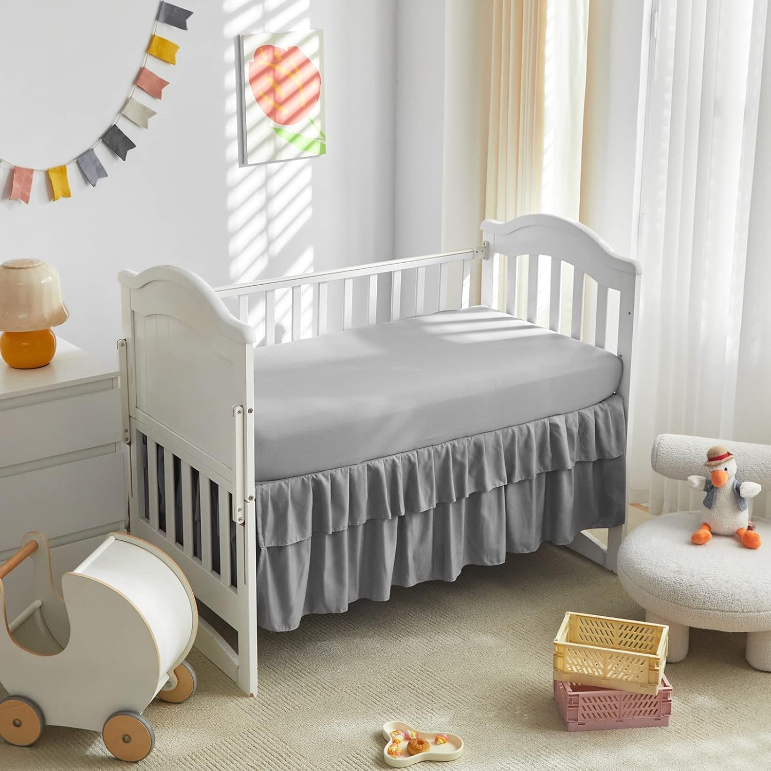 Juego de ropa de cama para cuna pequeña de 3 piezas, edredón acolchado con volantes y sábana bajera ajustable y falda de cama con volantes, bonita ropa de cama desgastada para bebé, solo para cuna