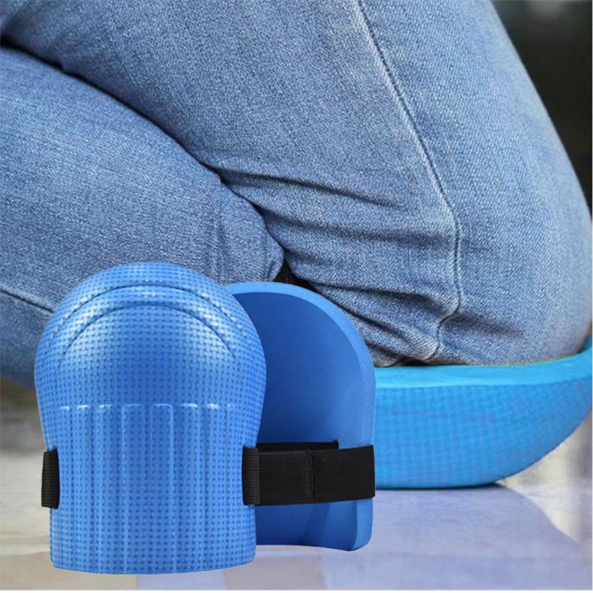 4 Pairs EVA Foam Knee Pads with Hook and Loop Fastening