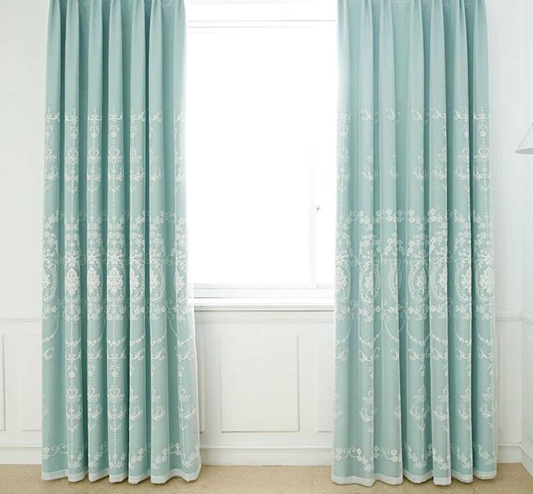 Wycian Gardine und Vorhang Set Gardinen 2er Set Hellgrün Verdunkelung Einfarbig mit Stickmuster H138 x B96 cm (2er Pack) Stoffgarn