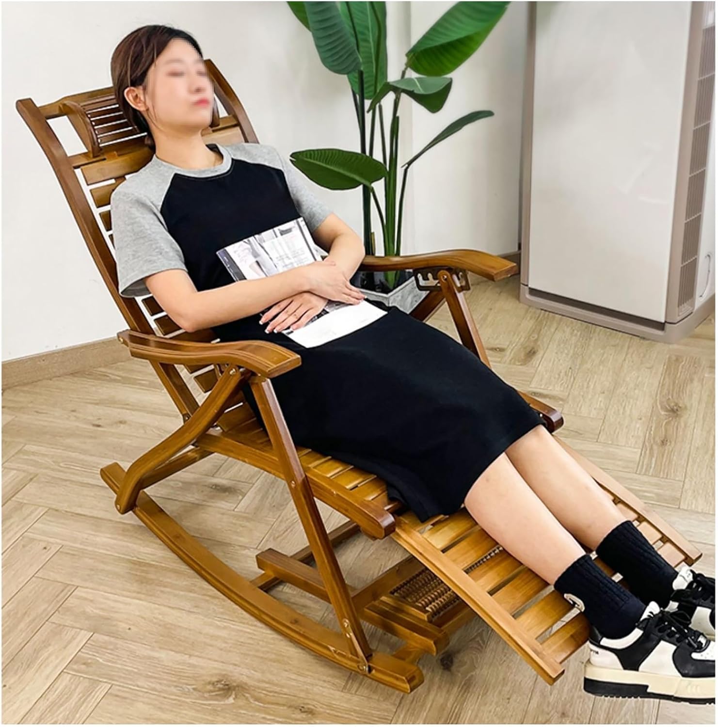 Foldable Rocking Chair, Bamboo Rocker Chair, Massage Footrest, Outdoor Breathable Recliner, Comfort Armchair, Adjustable Backrest Leisure Chair, for Garden Patio Park (Color : Brown)