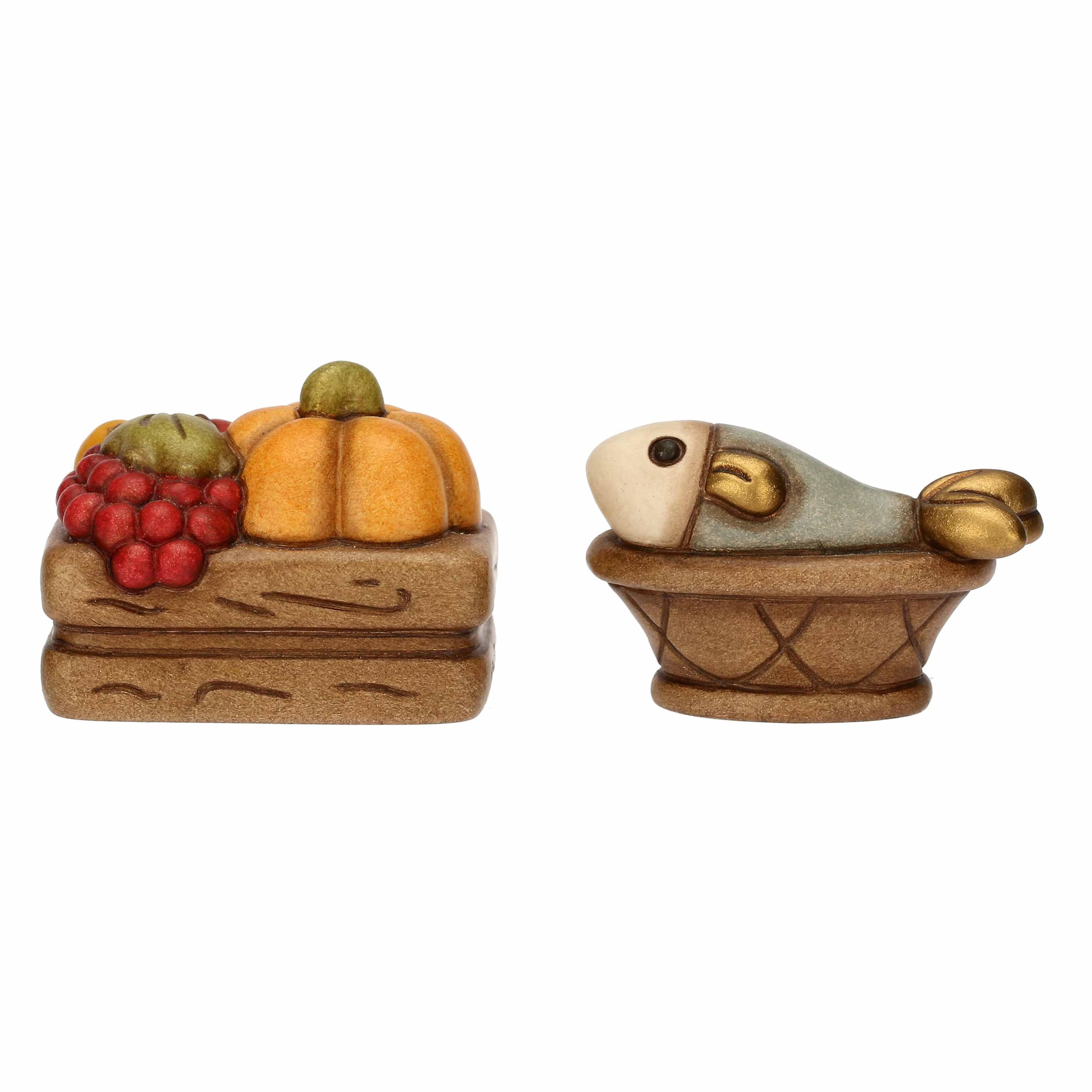 THUN - Set casseta frutta e cesto con pesce - ceramica - Collezione Presepe Classico - cassetta frutta 4x3,2x3 cm - cesta pesce 4x2,4x2,2 cm