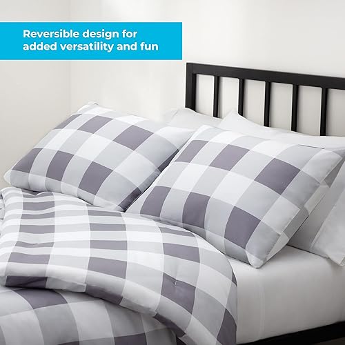 Vista 54 de LINENSPA - Edredón de microfibra hipoalergénico, con relleno sintético, para usar todo el año, tamaño California King, blanco/azul marino Cuadros