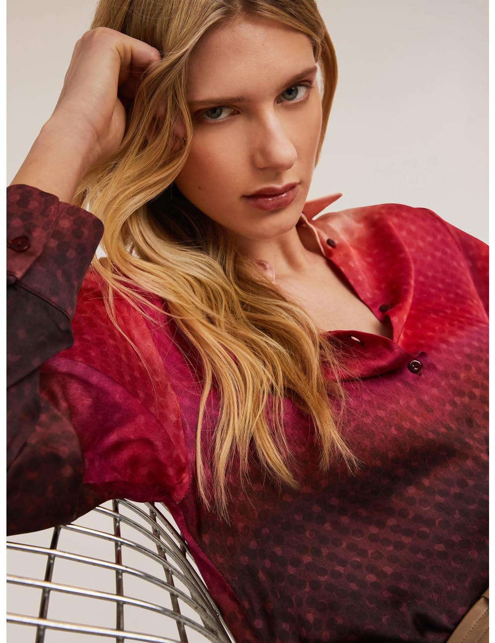 Motivi: Camicia Sfumata in Raso Stagione Primavera Estate 2025.
