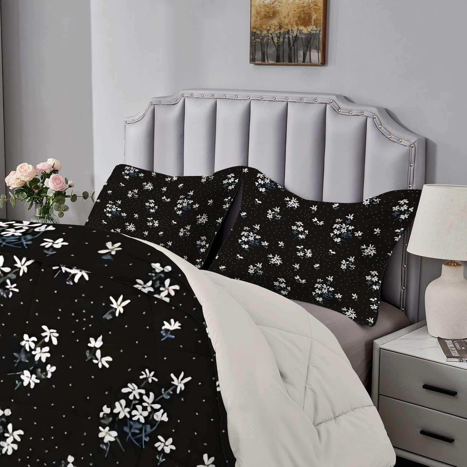 Qiwagu Black Queen Size Duvet, Coverless Duvet 7.5 Tog with Floral White Pattern, Soft Lightweight Comforter Set for Autumn Summer, 1 Quilt 228x228cm with 2 Pillowcases, Machine Washable