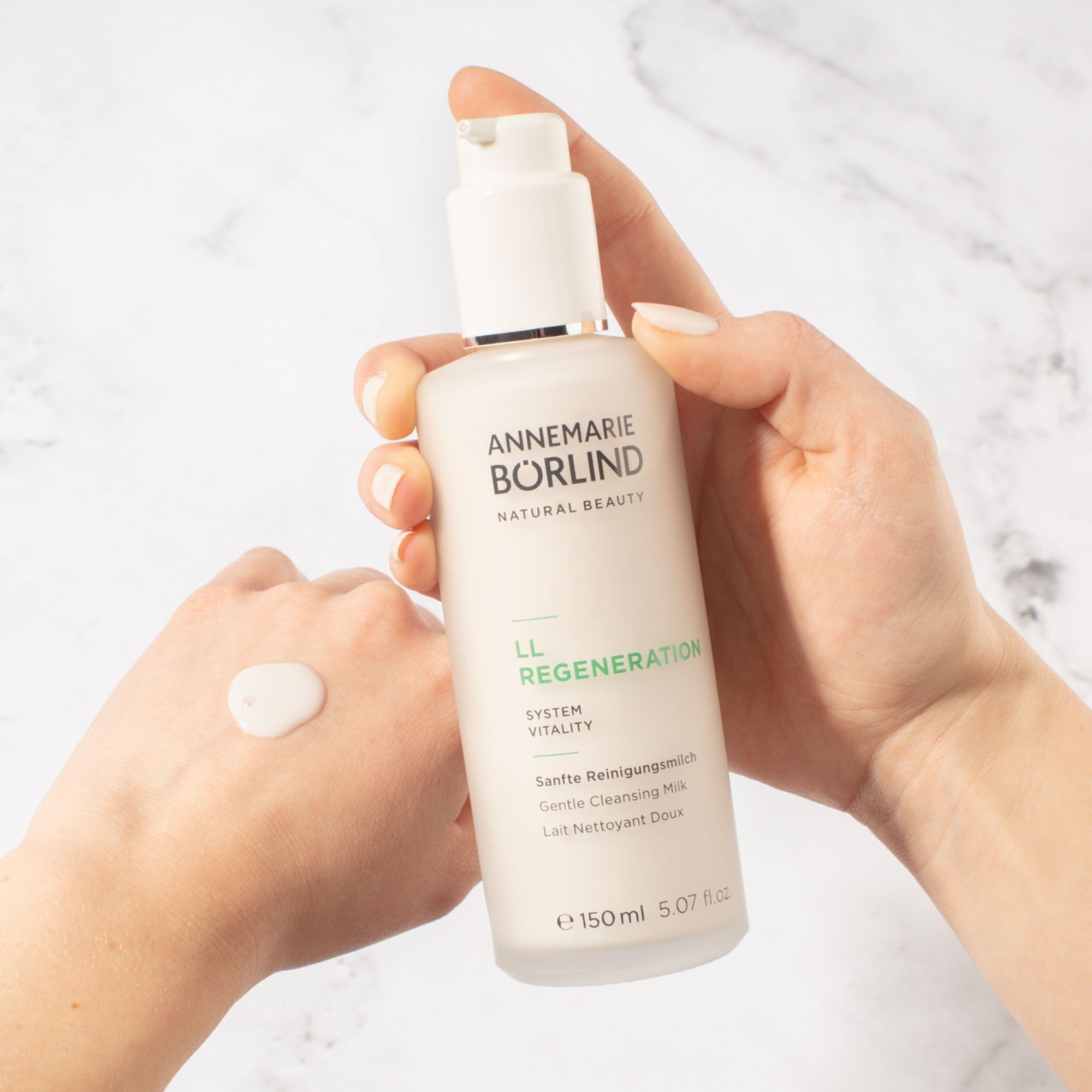 ANNEMARIE BÖRLIND LL REGENERATION Sanfte Reinigungsmilch 150ml Vitale Haut | Sanfte Gesichtsreinigung, Entfernt Make-up & Schmutz, Fördert Zellerneuerung & Straffung, Rückfettend Für Trockene Haut