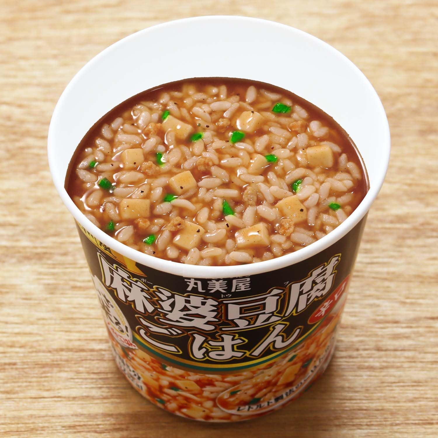 Amazon.co.jp: 丸美屋 カップdeごはん いざ米る 麻婆豆腐ごはん 辛口