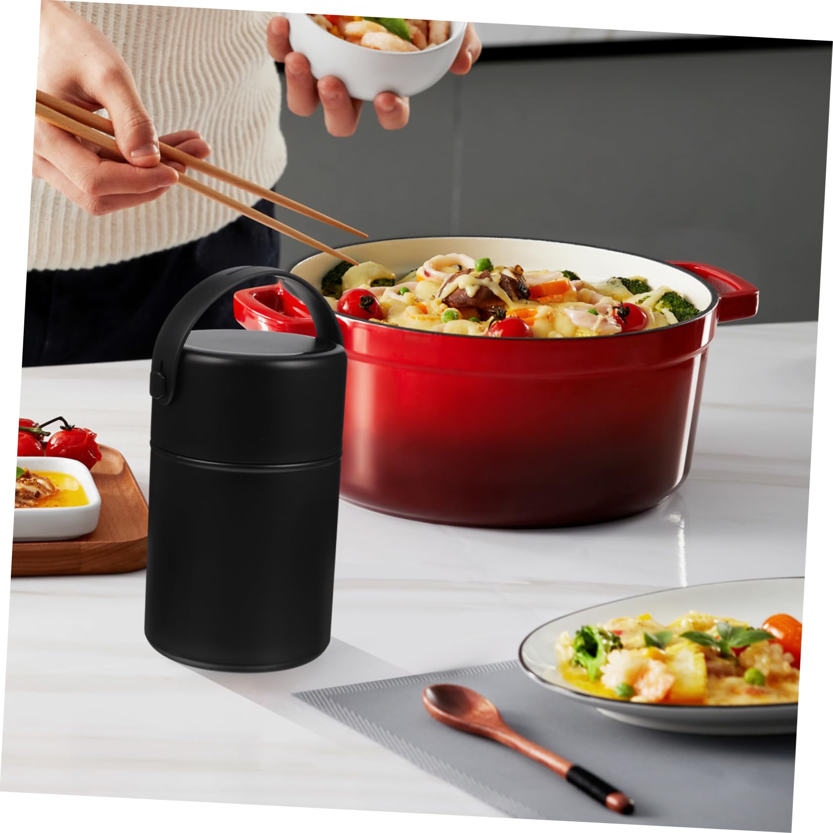 Contenedor de alimentos aislado de acero inoxidable de 850 ml, doble pared con cierre hermético, amplio diseño negro para adultos, ideal para almacenamiento de comidas calientes al aire libre