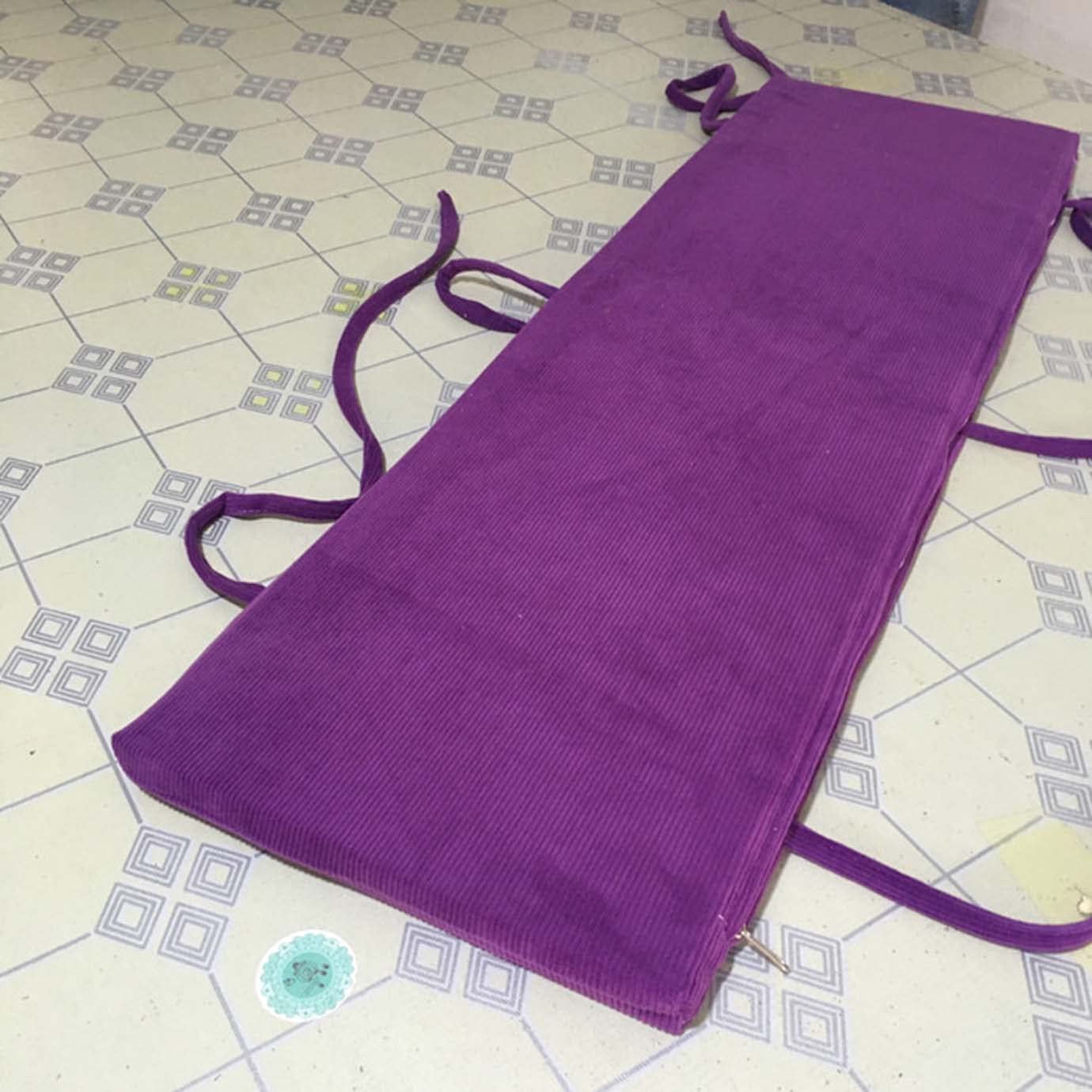 Long coussin pour chaise de jardin violet 100x30x5 cm matelassé pour banquette et canapé
