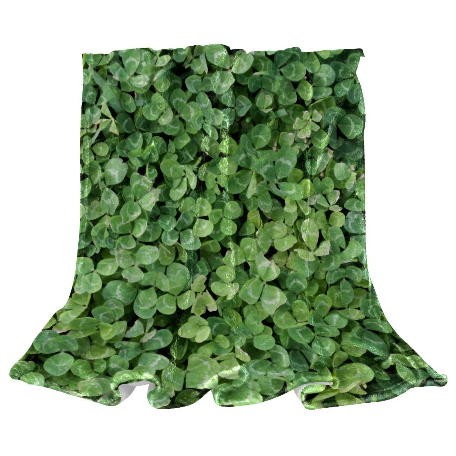 Couverture polaire Shamrock jeté de canapé idéal pour vos soirées cocooning au salon