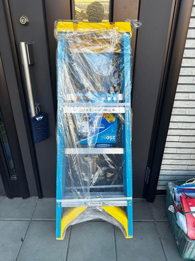 1.2メートル ワーナーファイバーグラス ステップ ラダー 棚付き 1.2メートル ワーナーファイバーグラス ステップ ラダー 棚付き