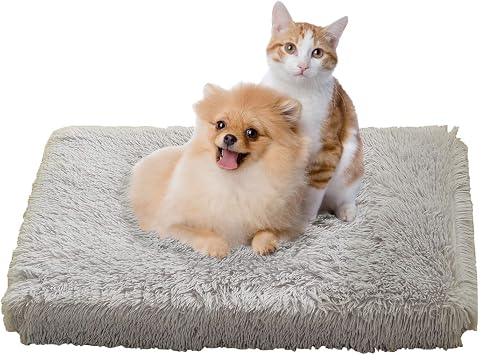 Amazon Hanacat ペットベッド 犬マット クッション性 毛足の長いシャギー あったか 足腰の弱い老犬 子犬に最適 多頭用 スクエア型 中型犬 猫用 50 70cm ライトグレー Hanacat ベッド クッション 通販