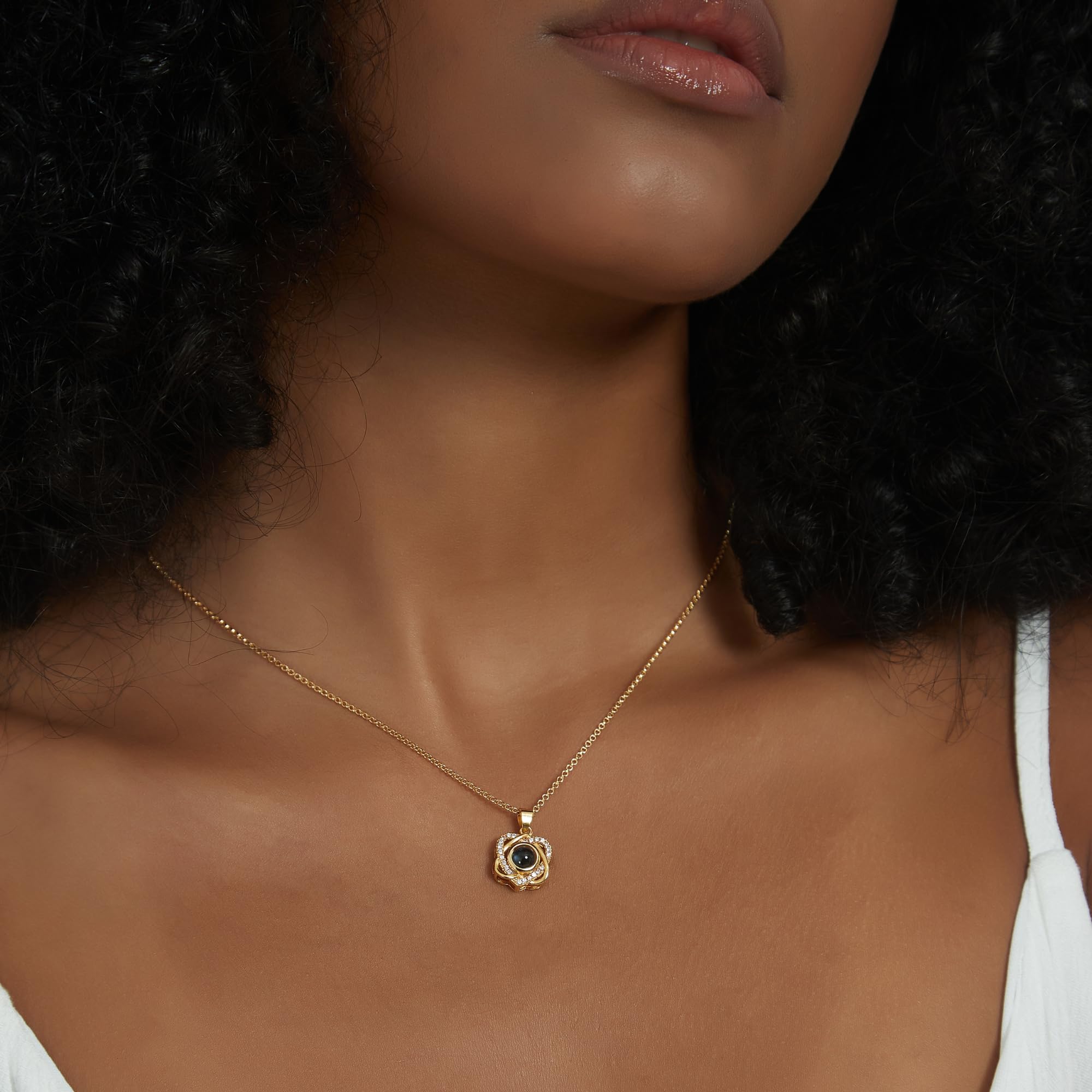 PERIMADE Collana con proiezione fotografica personalizzata con immagine commemorativa con ciondolo a doppio cuore, testo personalizzato e amore in 100 lingue CZ collana con ciondolo in argento