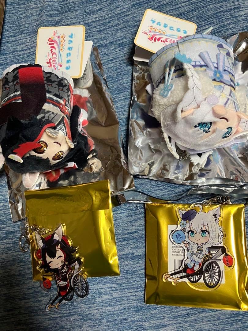 ホロライブ】2期生もちころりん 3体 ショップ 2期生アクリルジオラマ 2個 ホロツリ2023 もちころりん まとめ売り もちころりん 湊あくあ C ホロツリ もちころりん アクリルキーホルダー 白上フブキ 大神ミオ